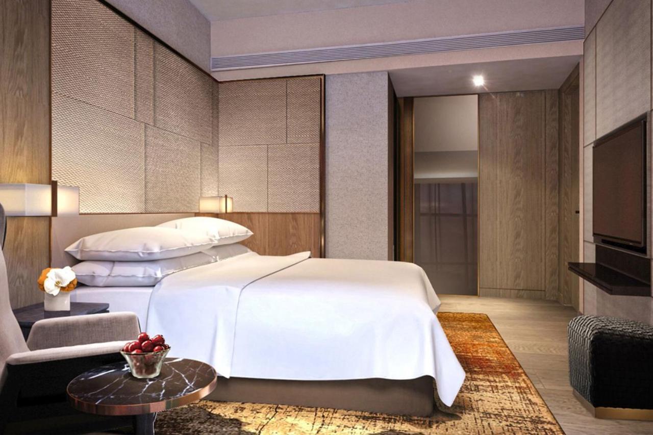 Sheraton Kuching Hotel Екстериор снимка