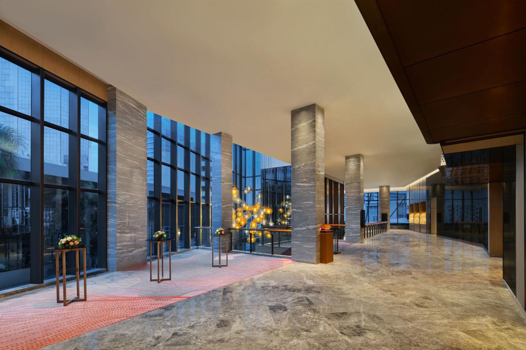 Sheraton Kuching Hotel Екстериор снимка