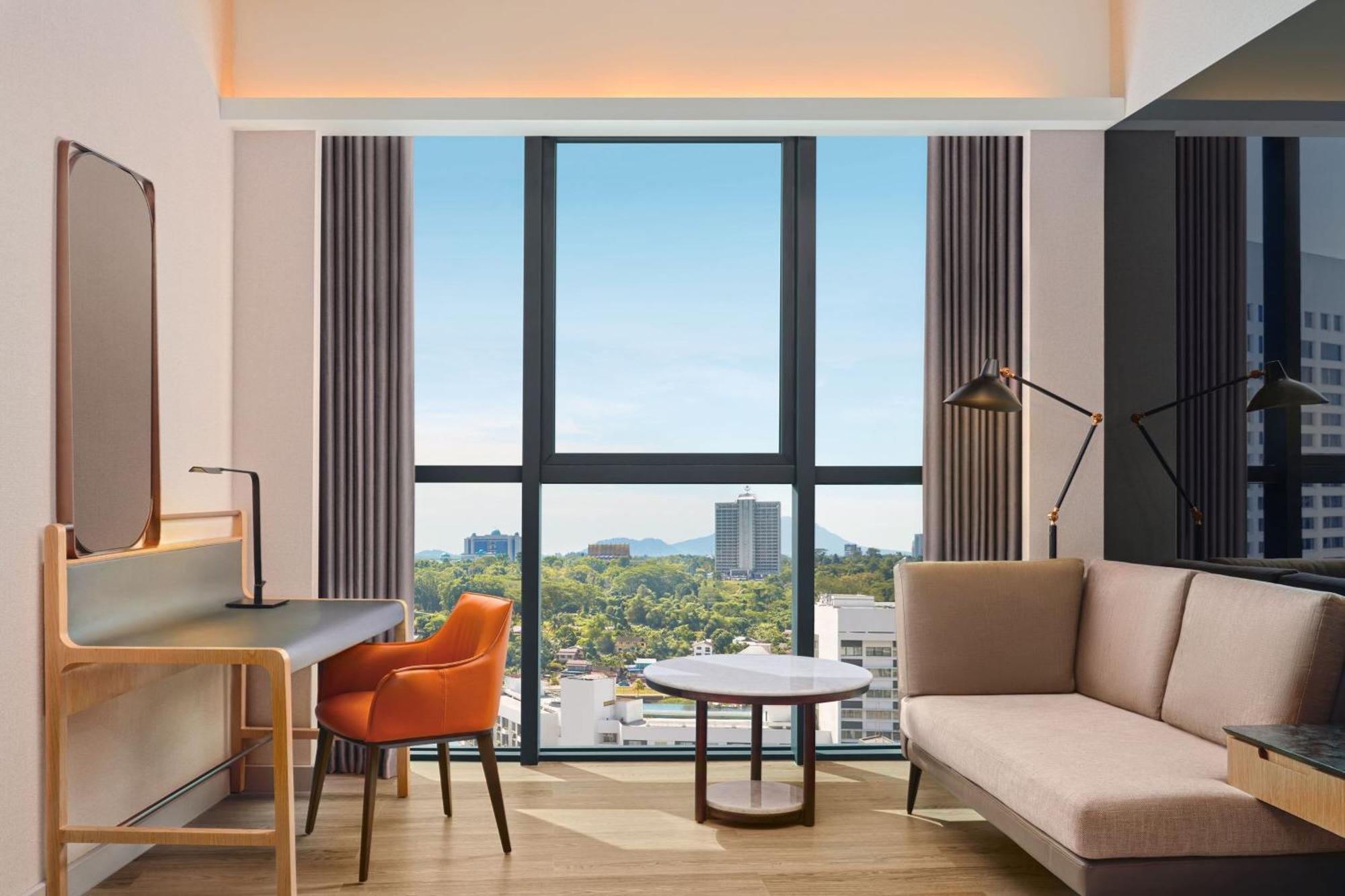 Sheraton Kuching Hotel Екстериор снимка