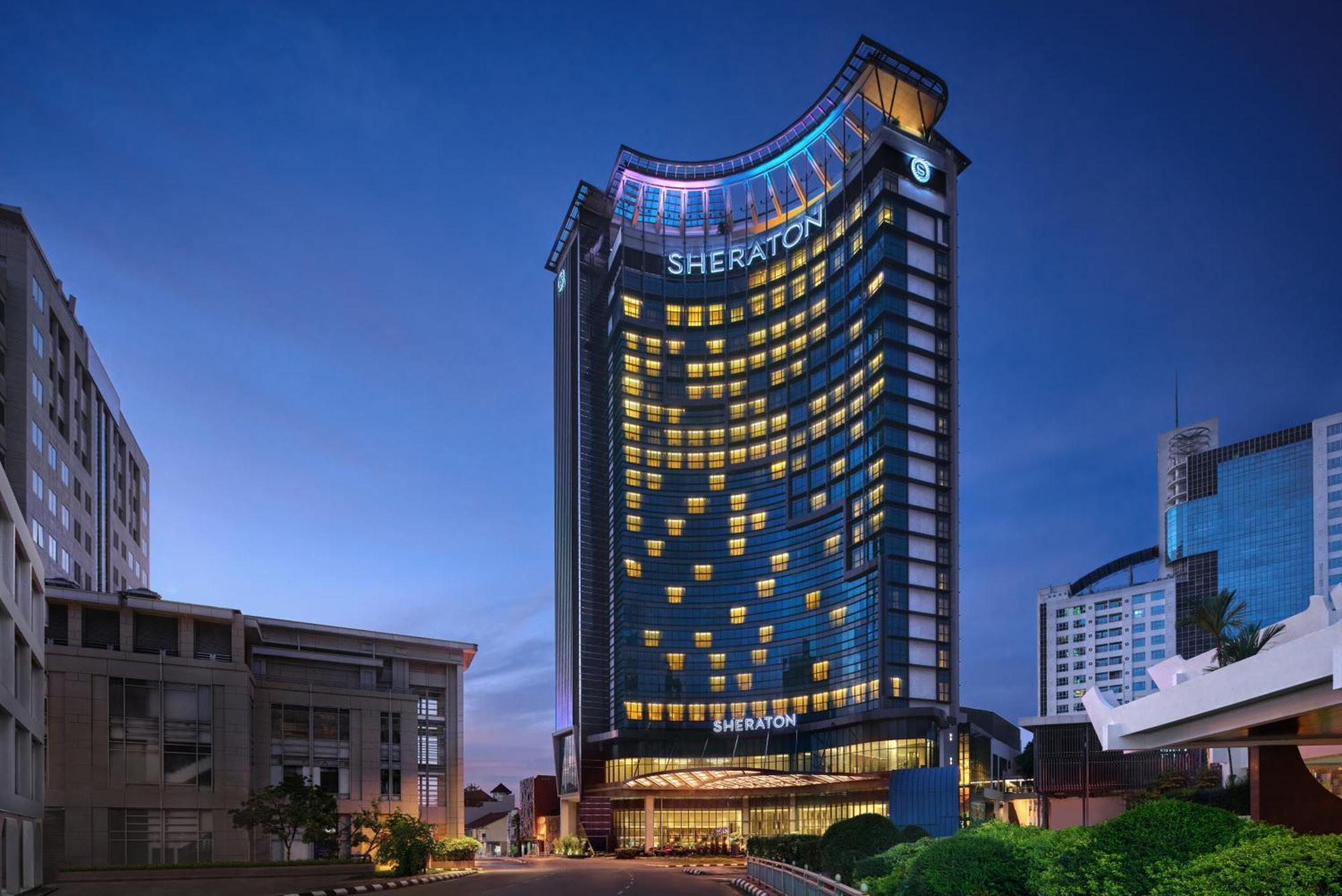 Sheraton Kuching Hotel Екстериор снимка